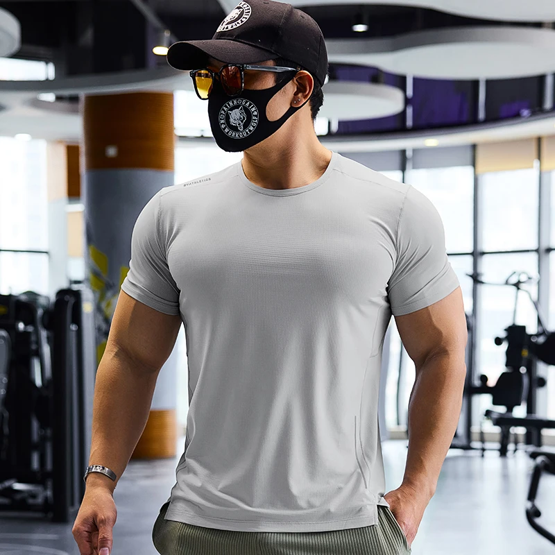 T-shirt de sport à manches cou - Compression Shirt Workout avis et prix
